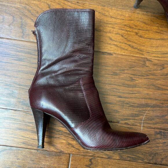 Cole Haan Women’s Cherry Red Heeled Leather Booties Sz 8B Pointed Toe Career - Picture 4 of 16
